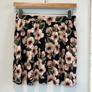 Forever 21 | Hawaiian Mini Skirt